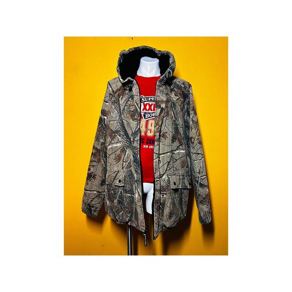 Vintage XXL Realtree Hooded Jacket Hunting Real Tree Camouflage